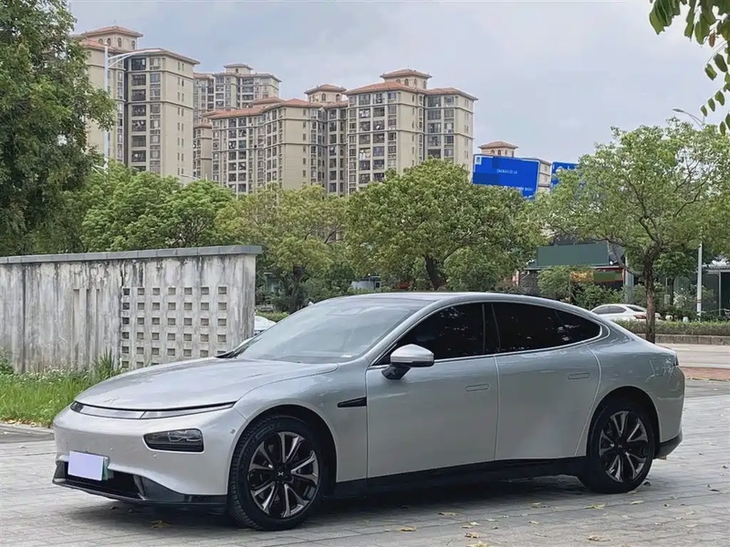 XPeng P7