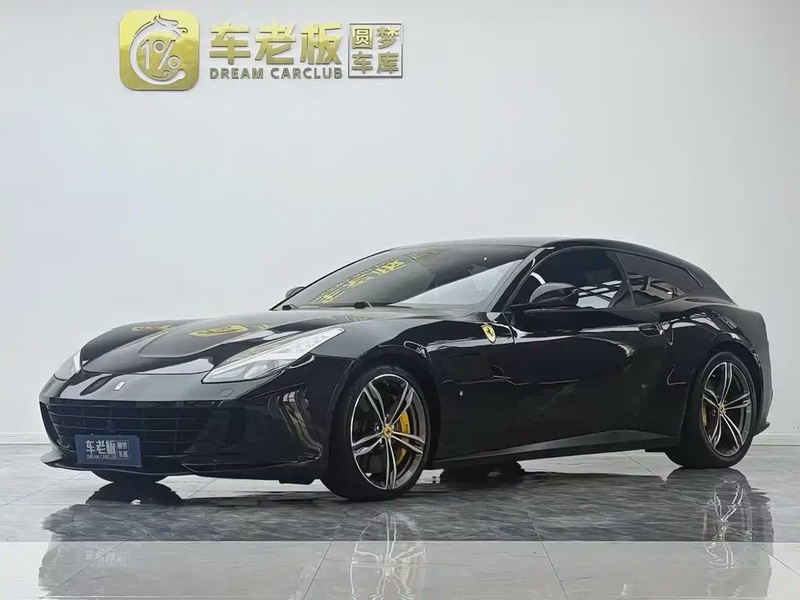 Ferrari GTC4Lusso