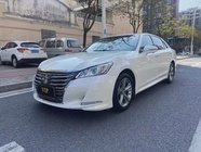 Toyota Crown 2016