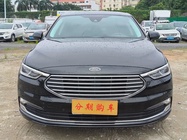 Ford Taurus 2021