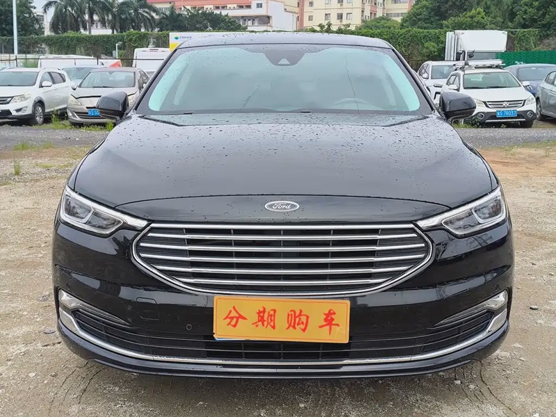 Ford Taurus