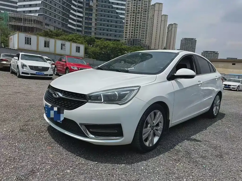 Chery Arrizo 5