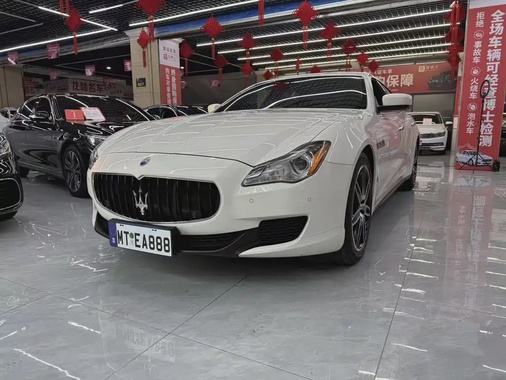 Maserati Quattroporte 2015