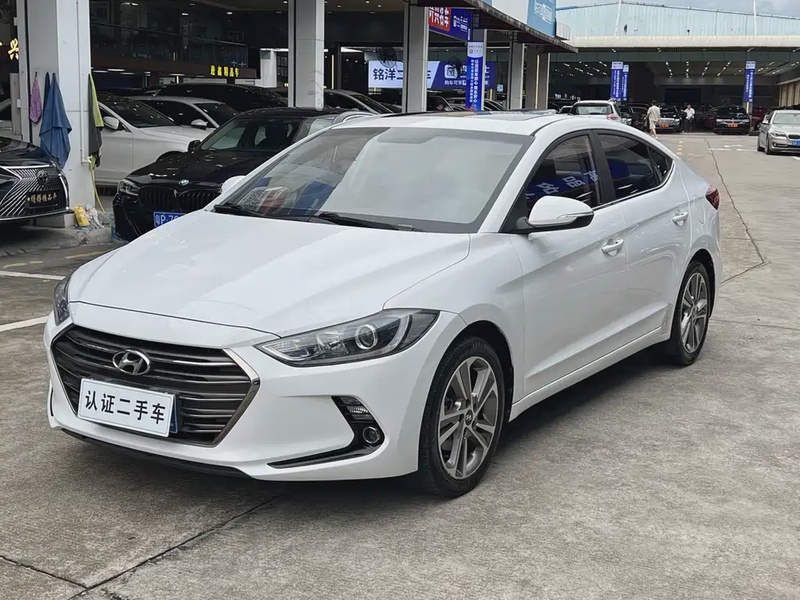 Hyundai Elantra