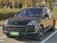 Porsche Cayenne 2022