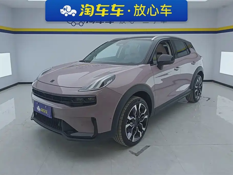 Lynk & Co 06