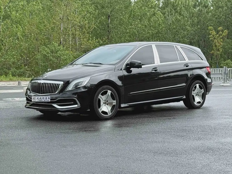 Mercedes-Benz R-Class