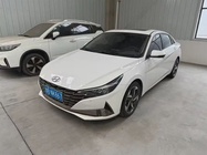 Hyundai Elantra 2022