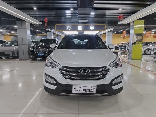 Hyundai Santa Fe 2013