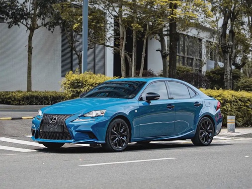 Lexus IS 2013
