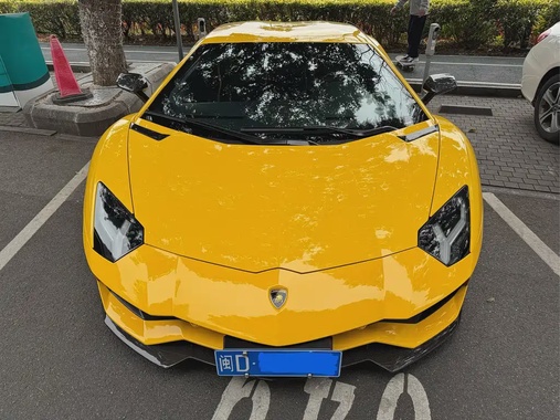 Lamborghini Aventador 2017