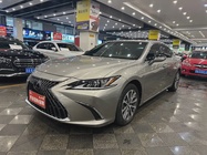 Lexus ES 2023