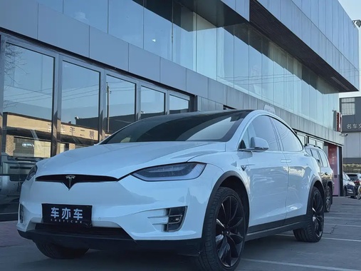 Tesla Model X 2018
