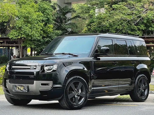 Land Rover Defender 2024