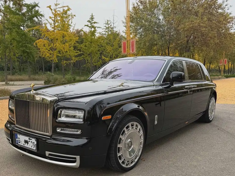 Rolls-Royce Phantom