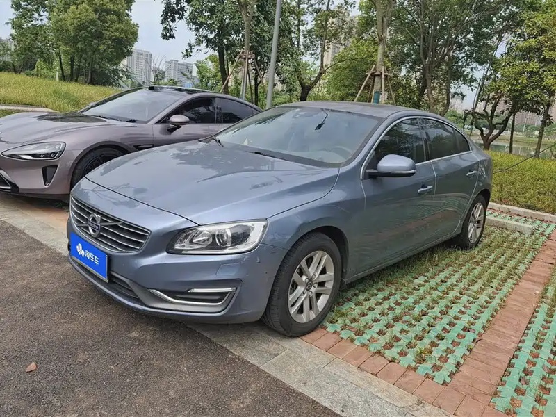 Volvo S60