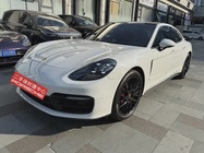 Porsche Panamera 2021