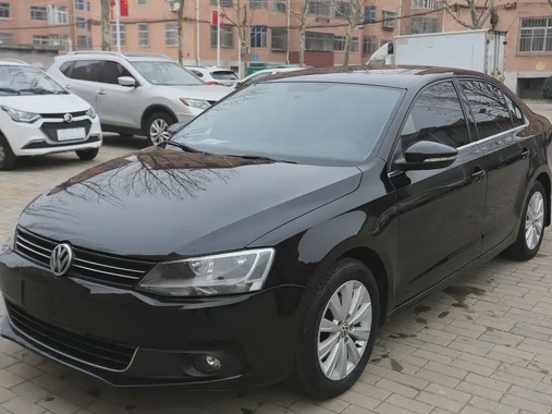 Volkswagen Sagitar 2015