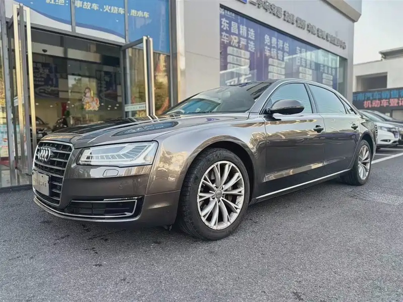 Audi A8