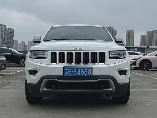 Jeep Grand Cherokee 2016