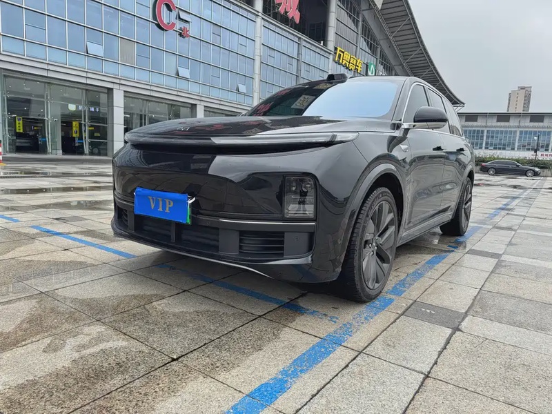 Li Auto L9