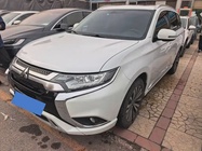 Mitsubishi Outlander 2023