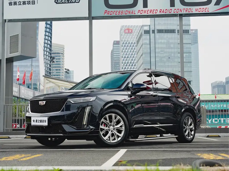 Cadillac XT6