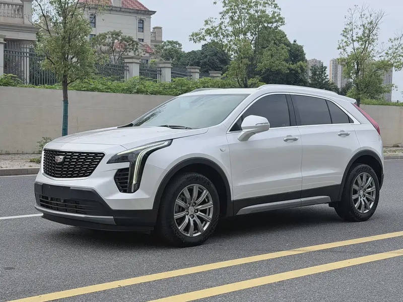 Cadillac XT4