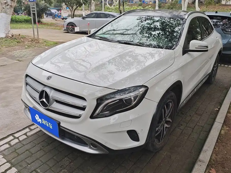 Mercedes-Benz GLA-Class