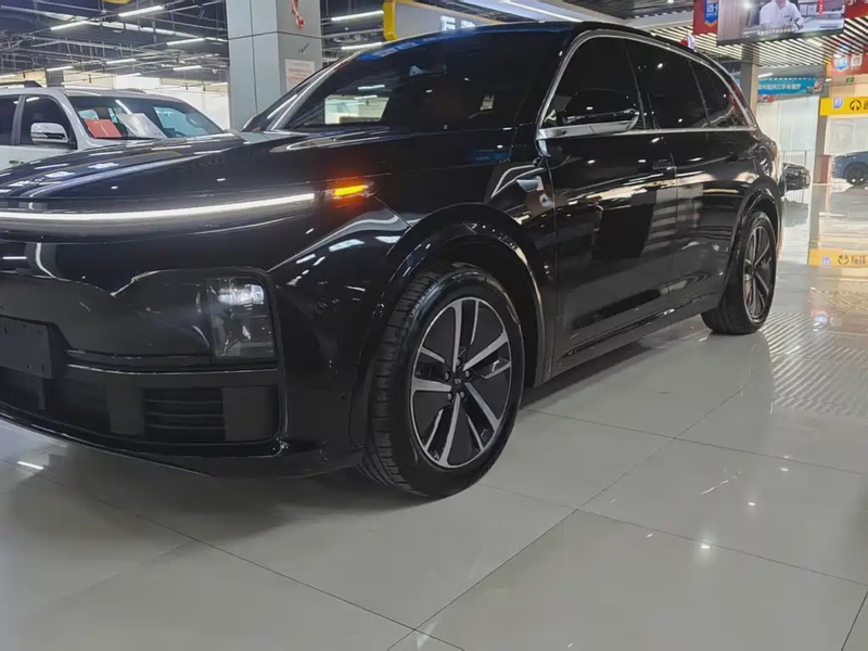 Li Auto L7