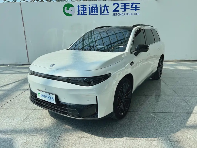 Leapmotor C16