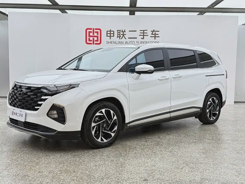 Hyundai Custo