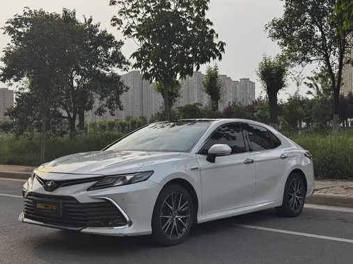 Toyota Camry 2022