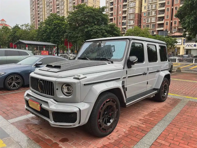 Mercedes-Benz G-Class