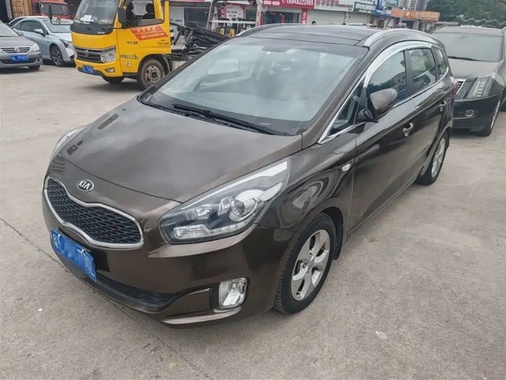 Kia Carens 2015