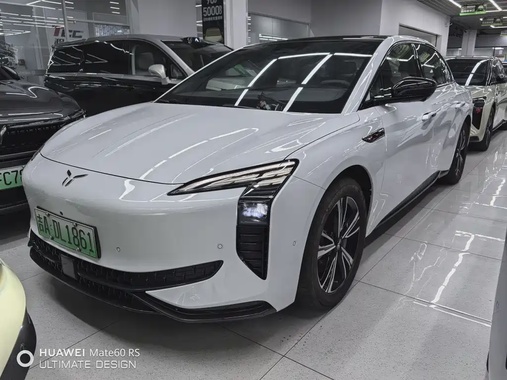 Hongqi EH7 2024