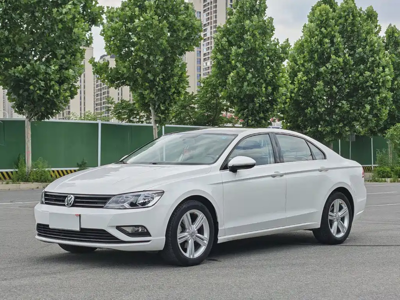 Volkswagen Lamando
