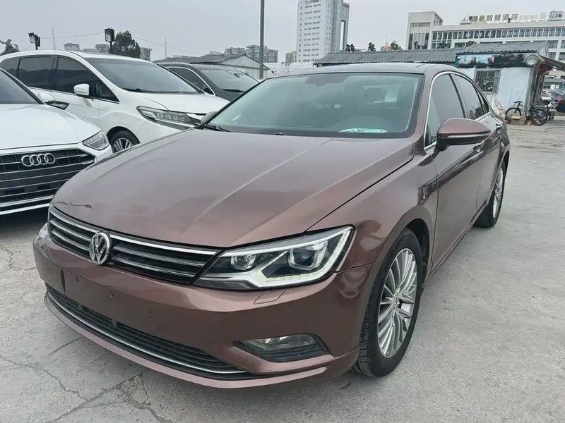 Volkswagen Lamando