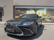 Lexus ES 2024