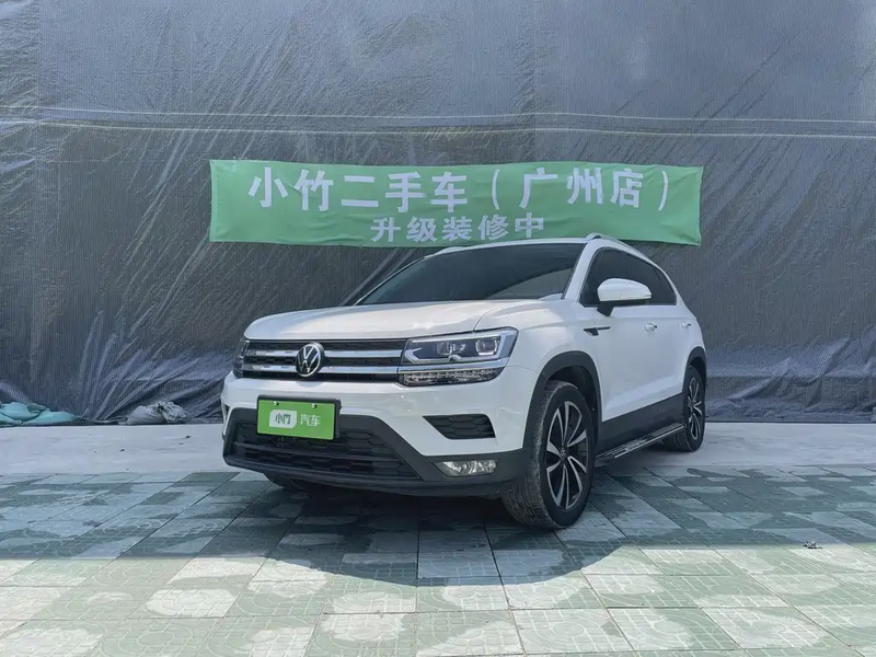 Volkswagen Tharu
