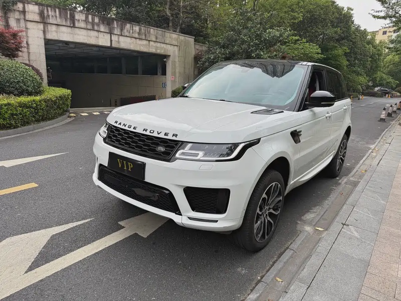 Land Rover Sport