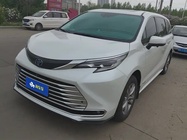 Toyota Sienna 2024