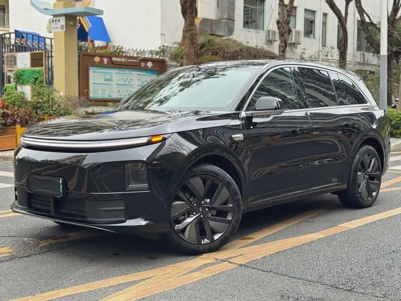 Li Auto L6