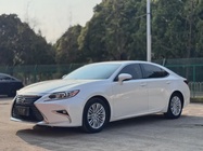 Lexus ES 2016