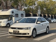 Volkswagen Sagitar 2015