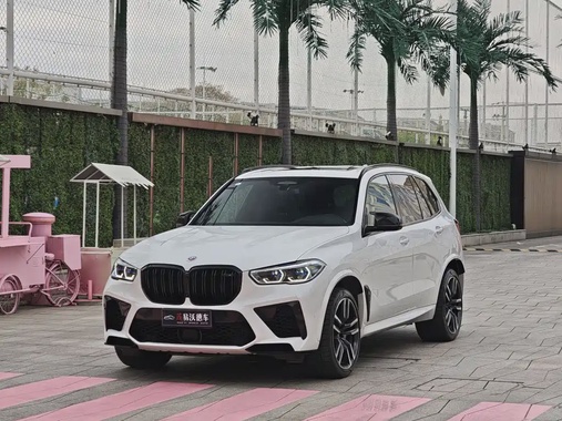BMW X5M 2022
