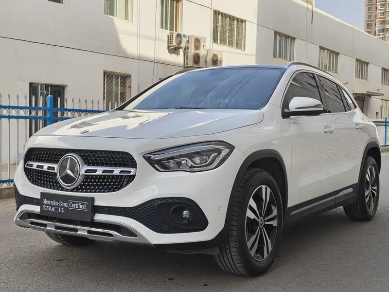 Mercedes-Benz GLA-Class