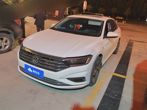 Volkswagen Sagitar 2022