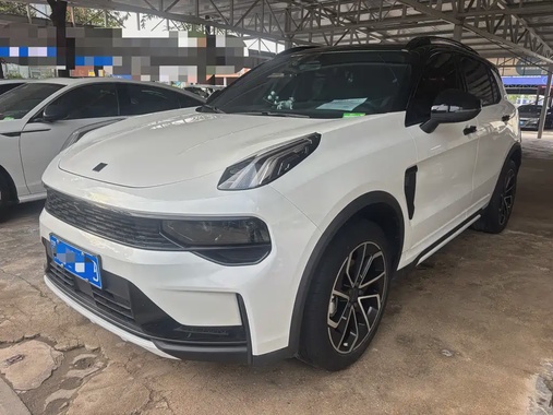 Lynk & Co 01 2022