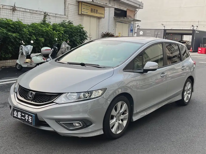 Honda Jade